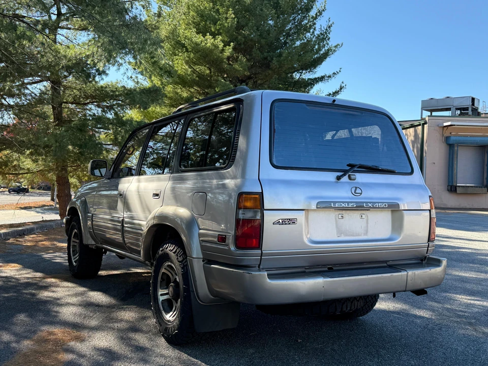 1996 Lexus LX 1st Gen - Image 18 of 31
