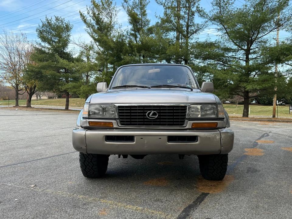 1996 Lexus LX 1st Gen - Image 7 of 31