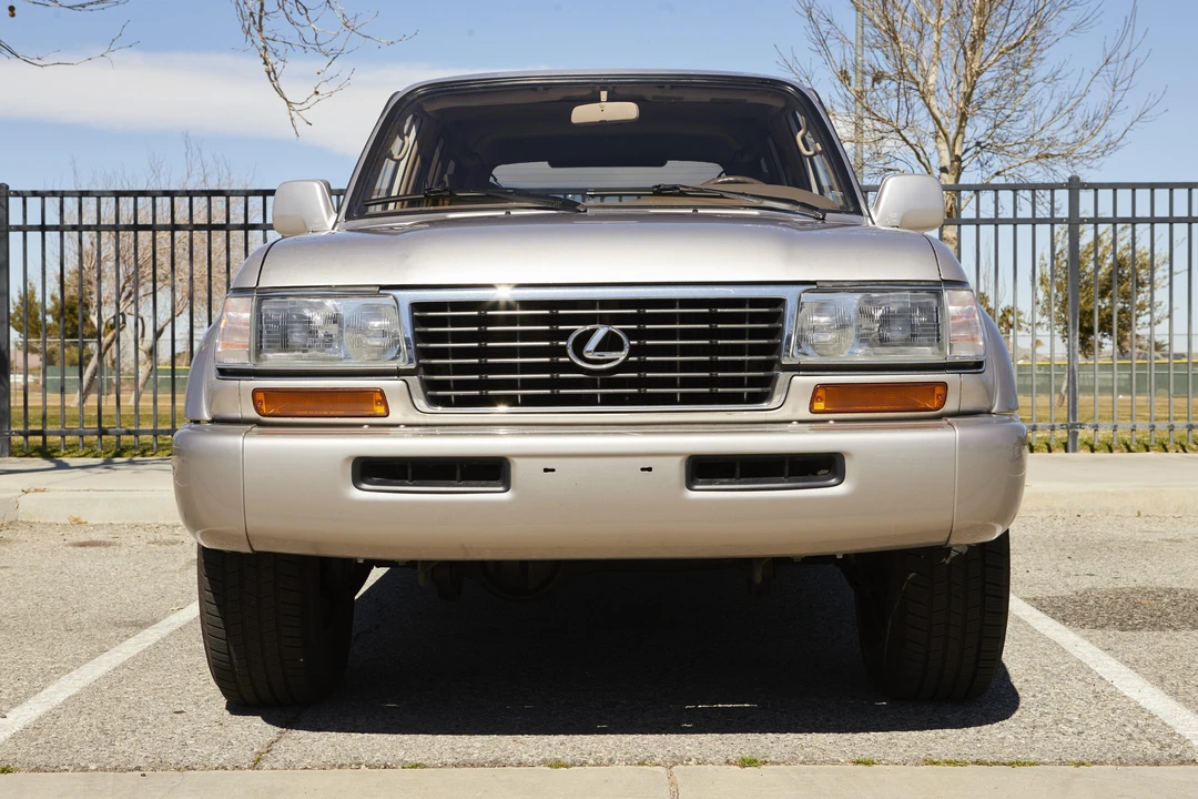 1996 Lexus LX 1st Gen - Image 6 of 31