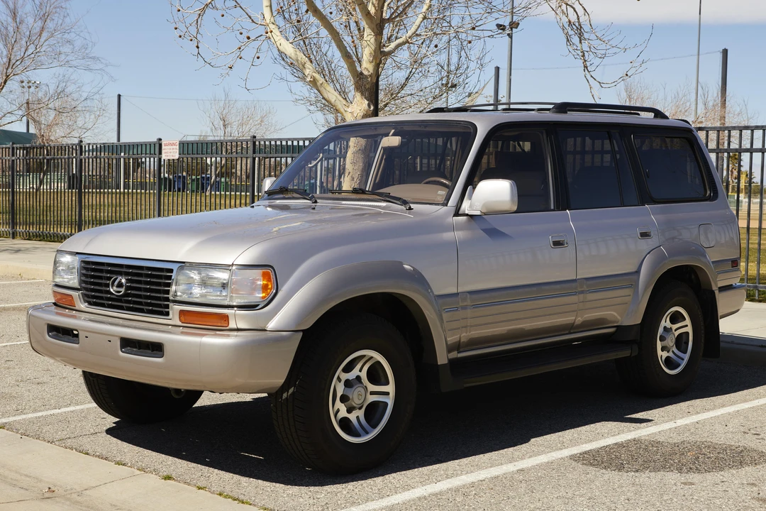 1996 Lexus LX 1st Gen - Image 8 of 31