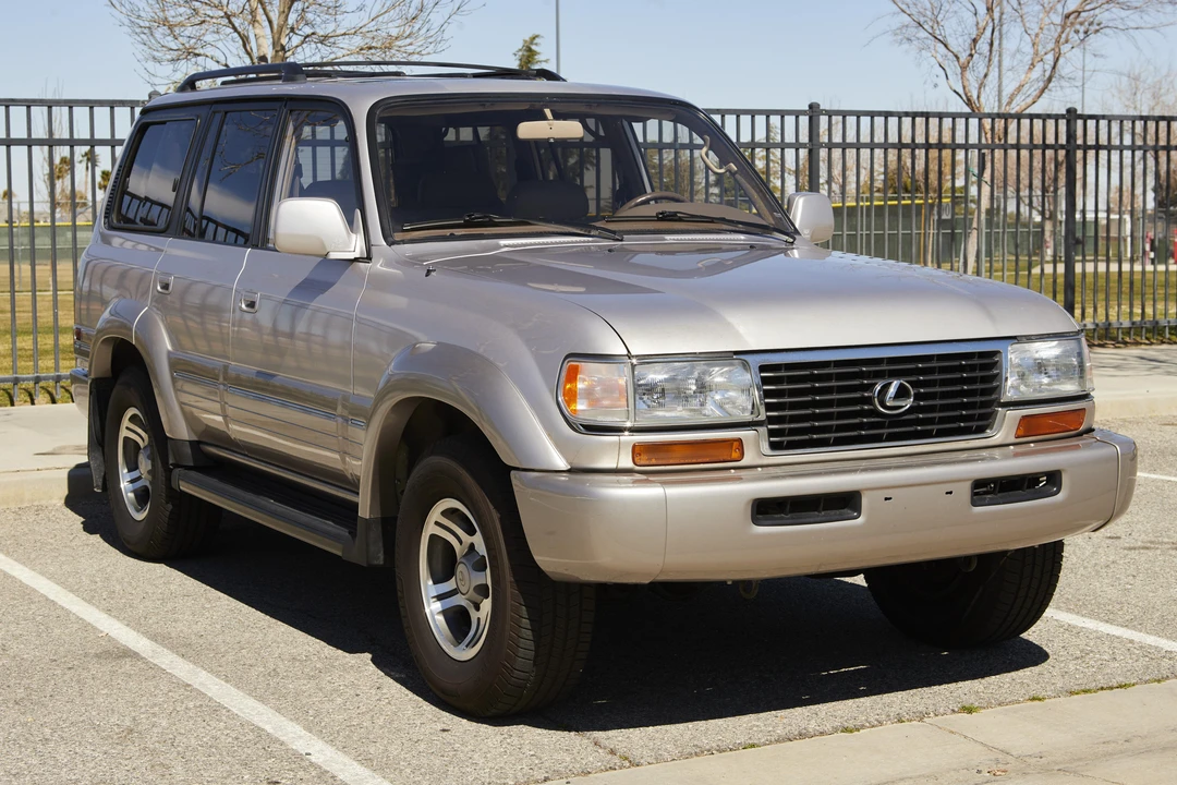 1996 Lexus LX 1st Gen - Image 12 of 31