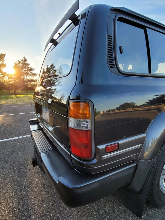 1996 Lexus LX 1st Gen - Image 25 of 31
