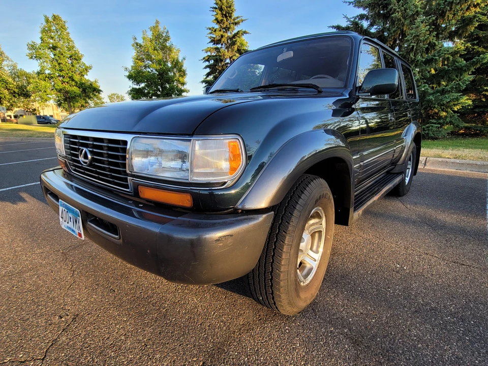 1996 Lexus LX 1st Gen - Image 9 of 31