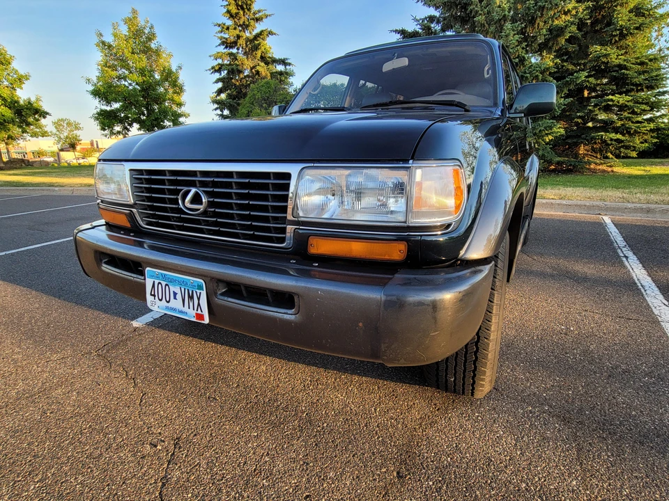 1996 Lexus LX 1st Gen - Image 8 of 31