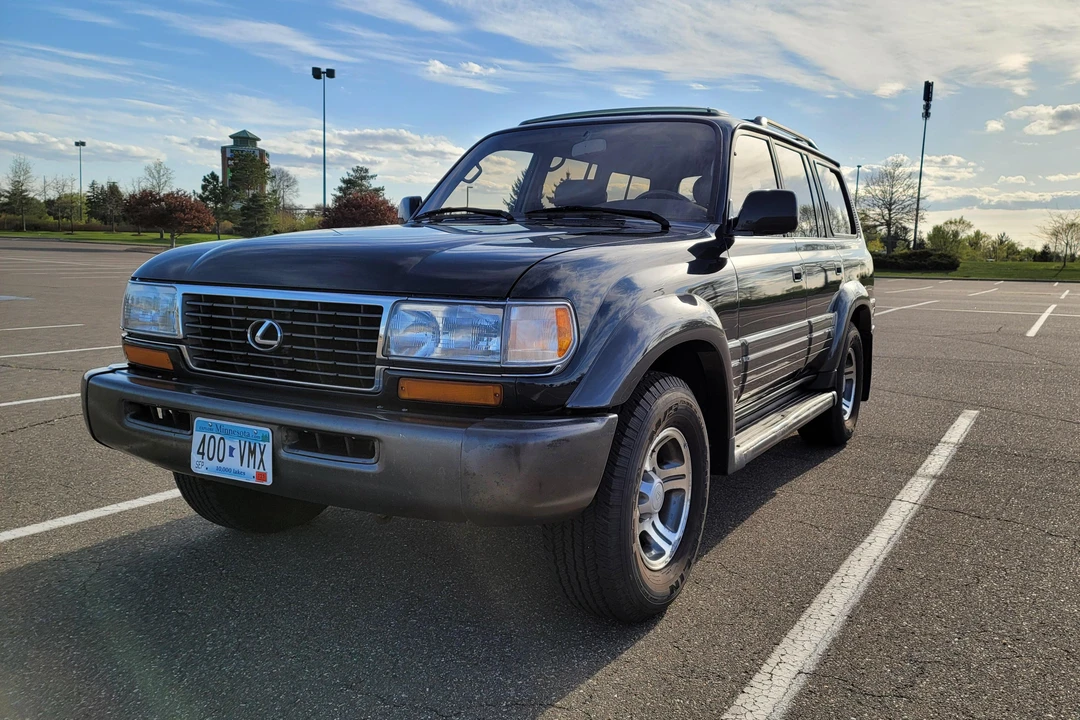 1996 Lexus LX 1st Gen - Image 7 of 31