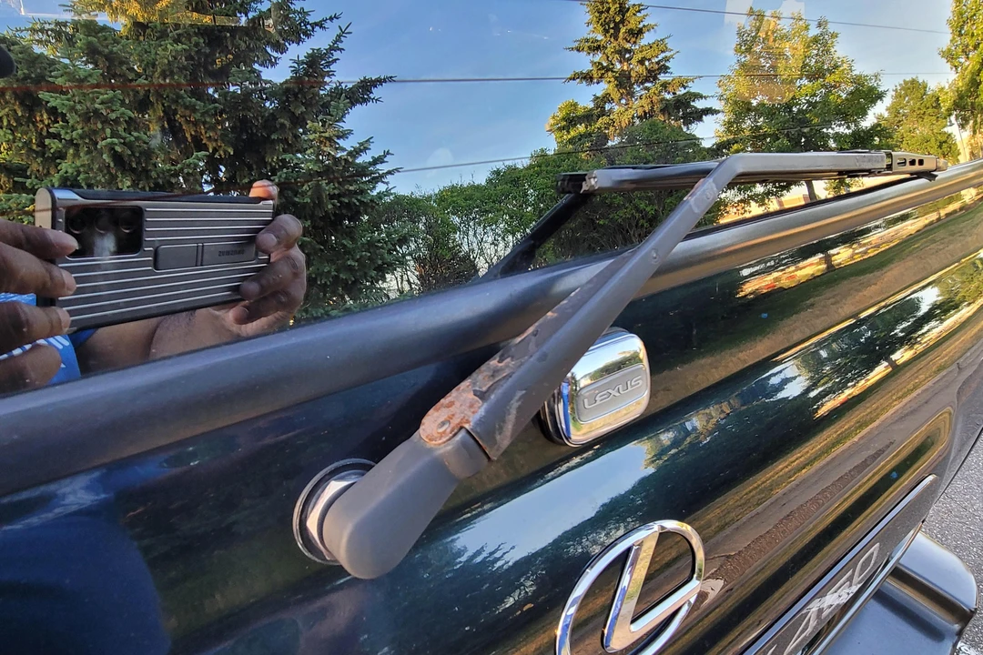 1996 Lexus LX 1st Gen - Image 22 of 31