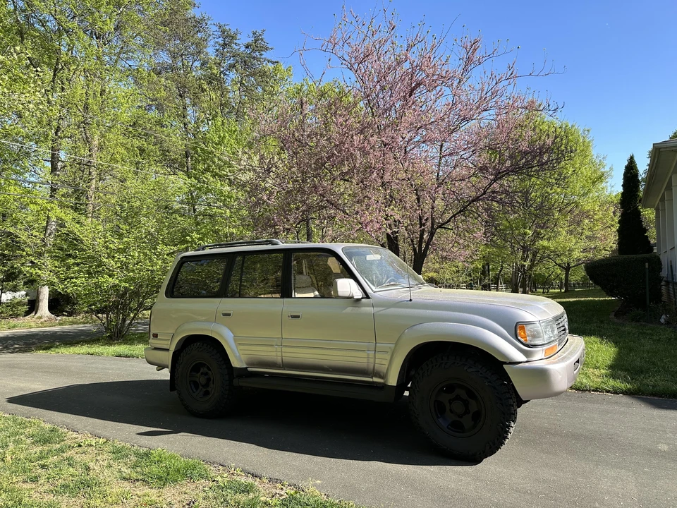 1996 Lexus LX 1st Gen - Image 25 of 31