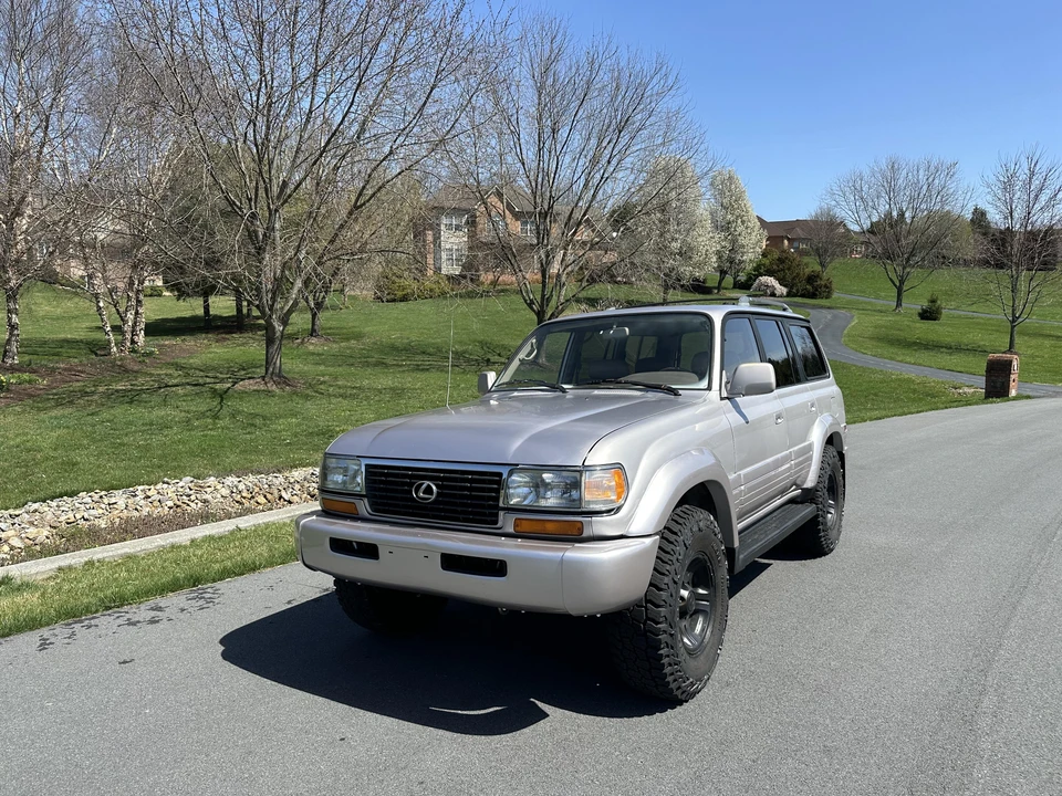1996 Lexus LX 1st Gen - Image 6 of 31