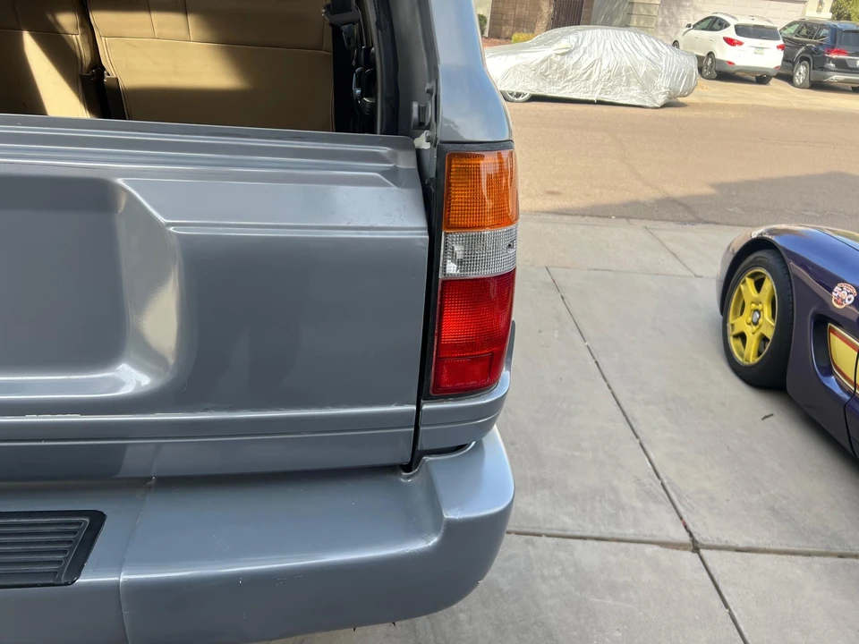 1996 Lexus LX 1st Gen - Image 29 of 31