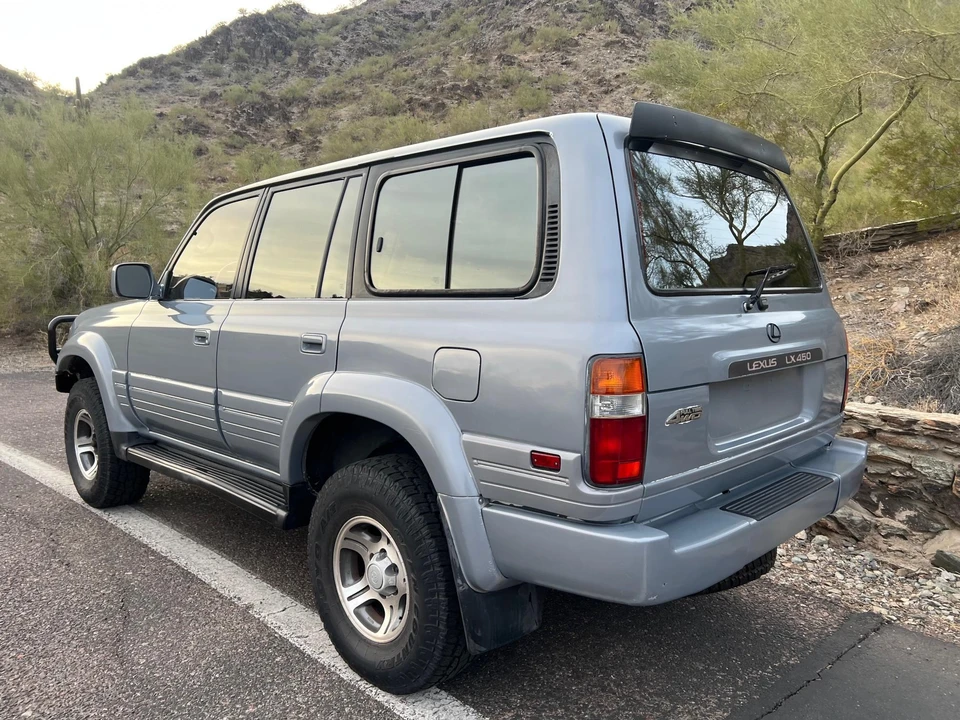 1996 Lexus LX 1st Gen - Image 12 of 31