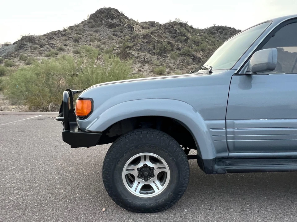 1996 Lexus LX 1st Gen - Image 22 of 31