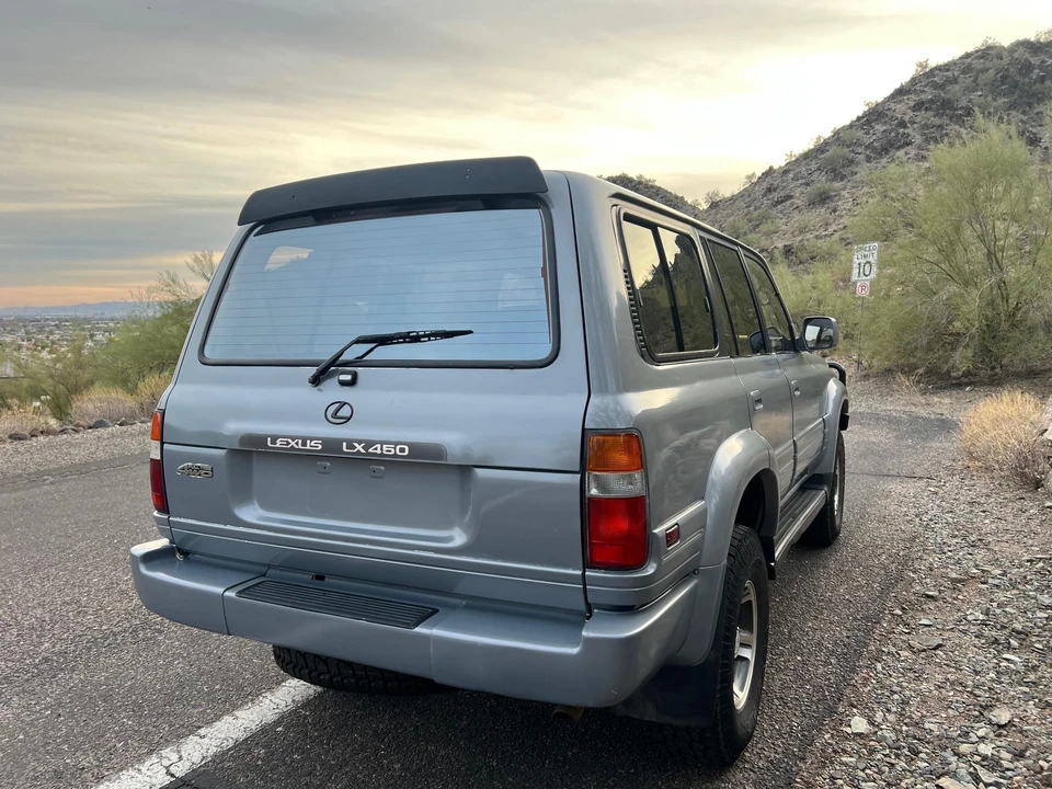1996 Lexus LX 1st Gen - Image 13 of 31