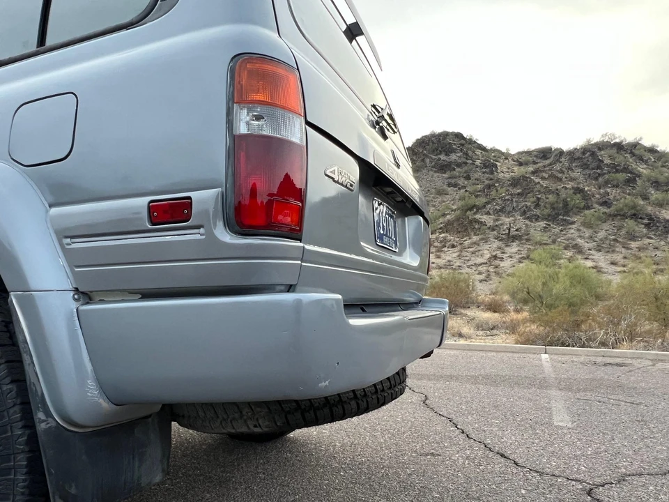 1996 Lexus LX 1st Gen - Image 24 of 31