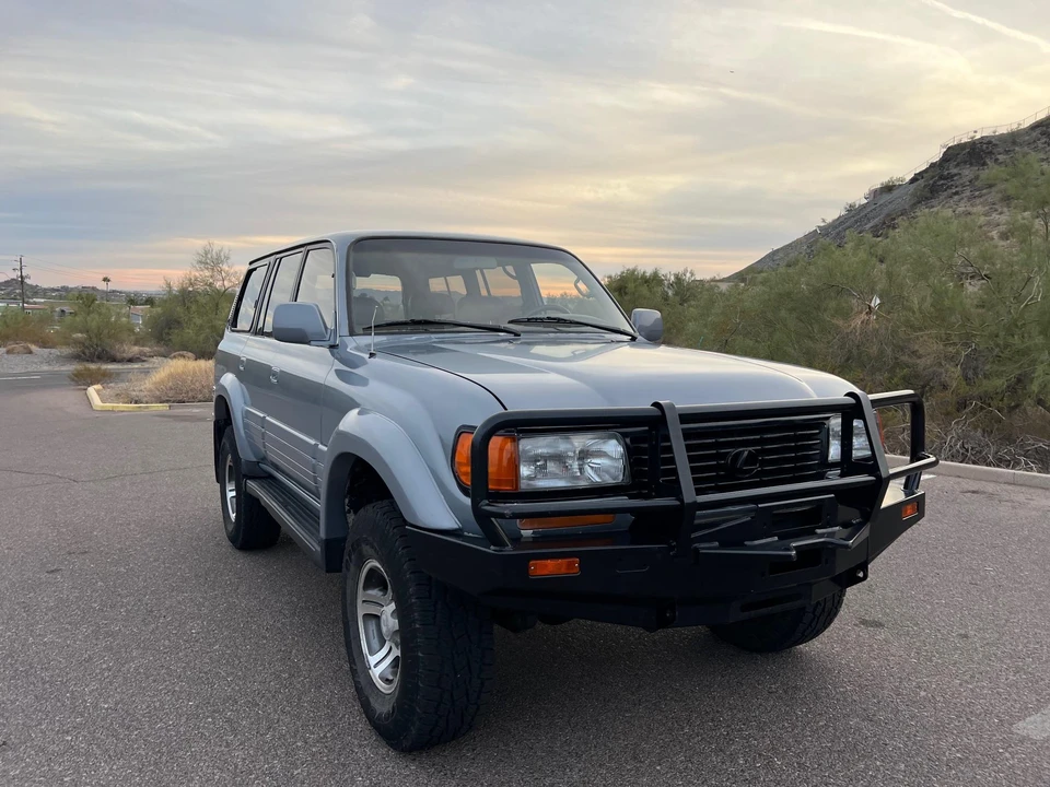 1996 Lexus LX 1st Gen - Image 16 of 31