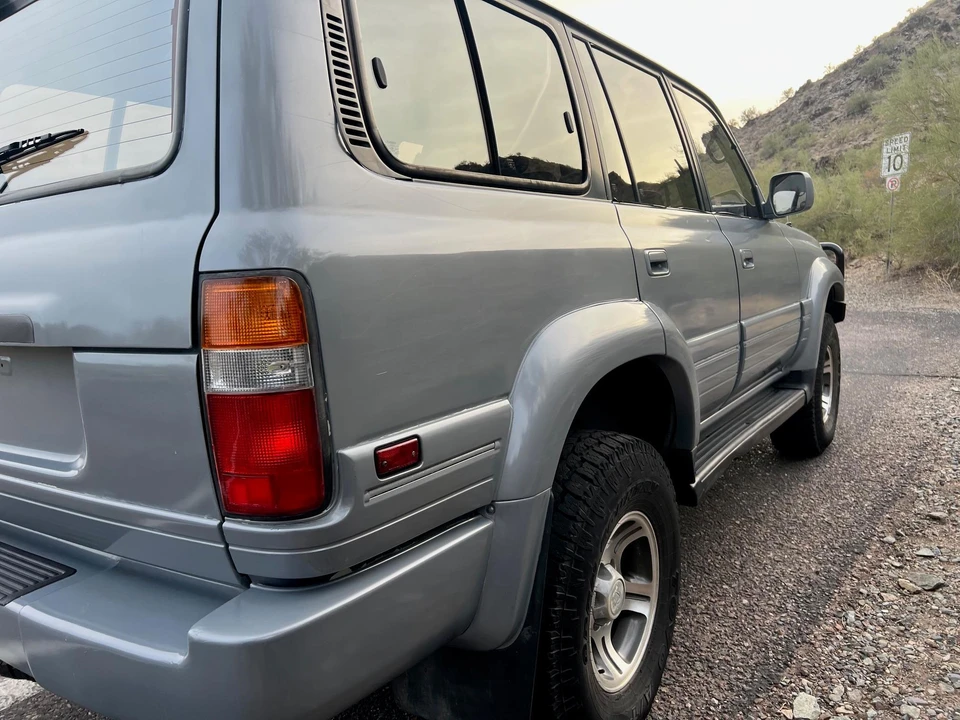 1996 Lexus LX 1st Gen - Image 30 of 31