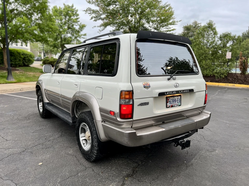 1996 Lexus LX 1st Gen - Image 11 of 31