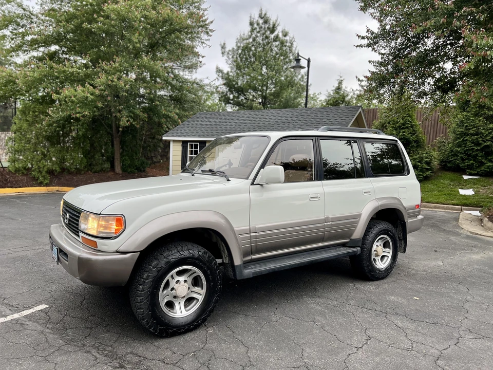 1996 Lexus LX 1st Gen - Image 7 of 31