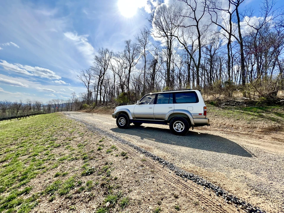 1996 Lexus LX 1st Gen - Image 29 of 31