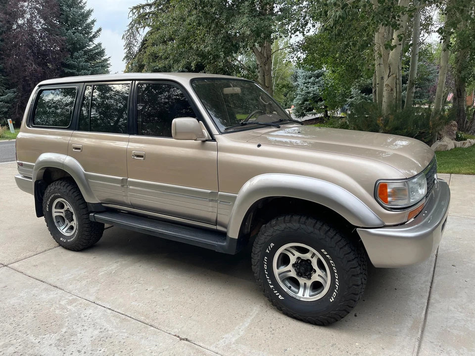 1996 Lexus LX 1st Gen - Image 16 of 31