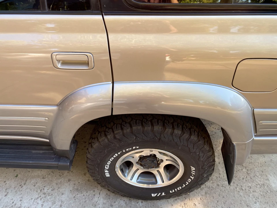 1996 Lexus LX 1st Gen - Image 29 of 31