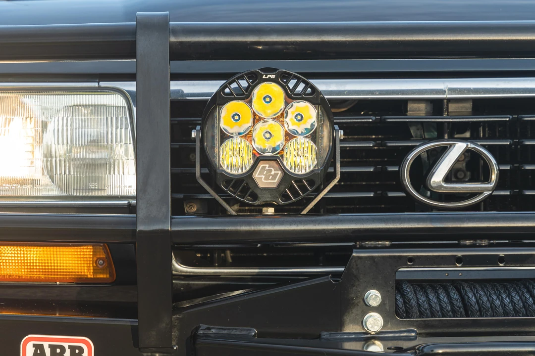 1996 Lexus LX 1st Gen - Image 14 of 31
