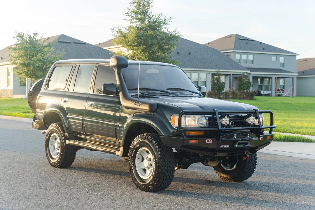 1996 Lexus LX 1st Gen - Image 12 of 31
