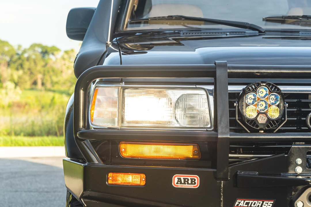 1996 Lexus LX 1st Gen - Image 13 of 31