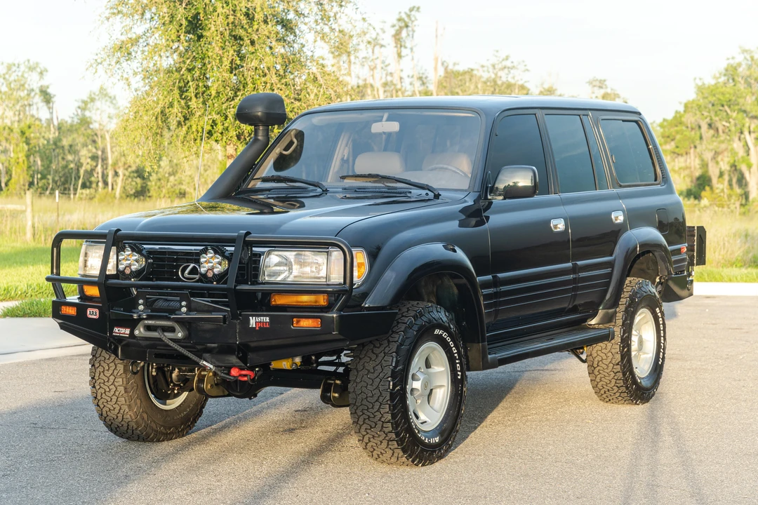 1996 Lexus LX 1st Gen - Image 6 of 31