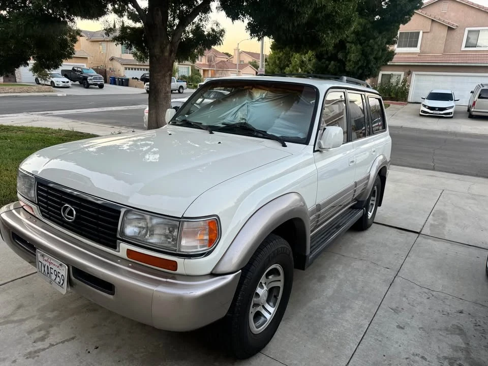 1996 Lexus LX 1st Gen - Image 4 of 16