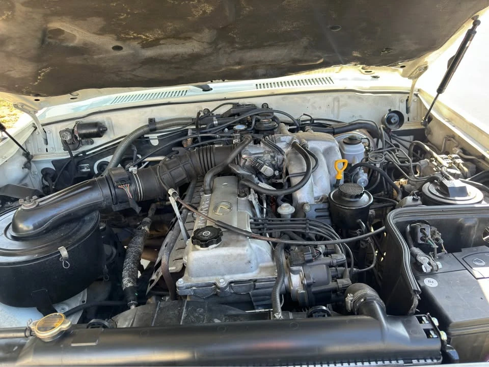 1996 Lexus LX 1st Gen - Image 7 of 16