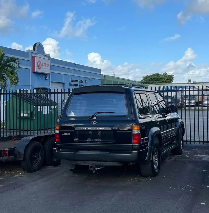 1996 Lexus LX 1st Gen - Image 2 of 2
