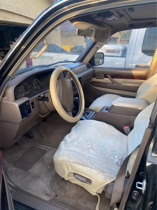 1996 Lexus LX 1st Gen - Image 6 of 8