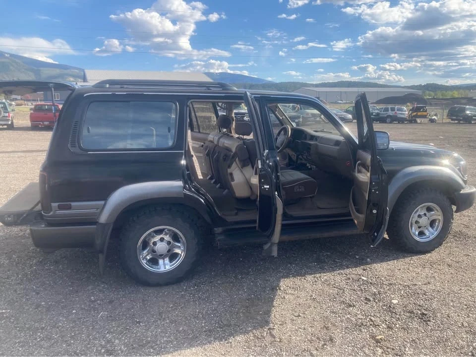 1996 Lexus LX 1st Gen - Image 7 of 17