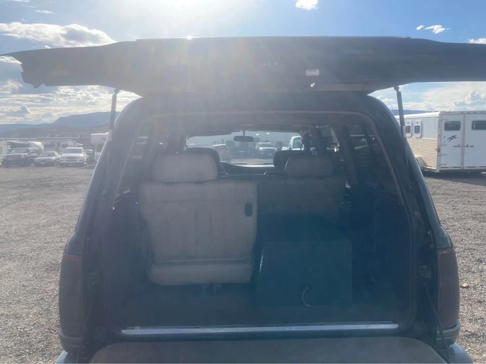 1996 Lexus LX 1st Gen - Image 4 of 17