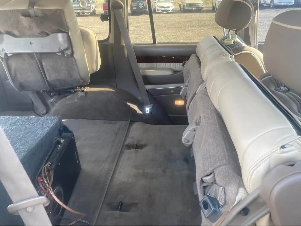 1996 Lexus LX 1st Gen - Image 14 of 17