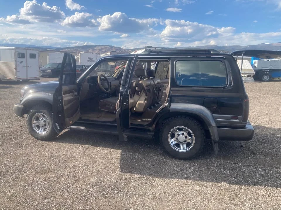 1996 Lexus LX 1st Gen - Image 6 of 17