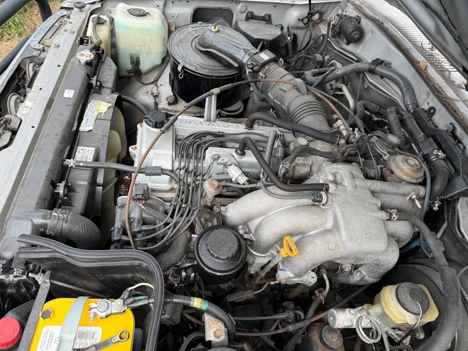 1996 Lexus LX 1st Gen - Image 6 of 8