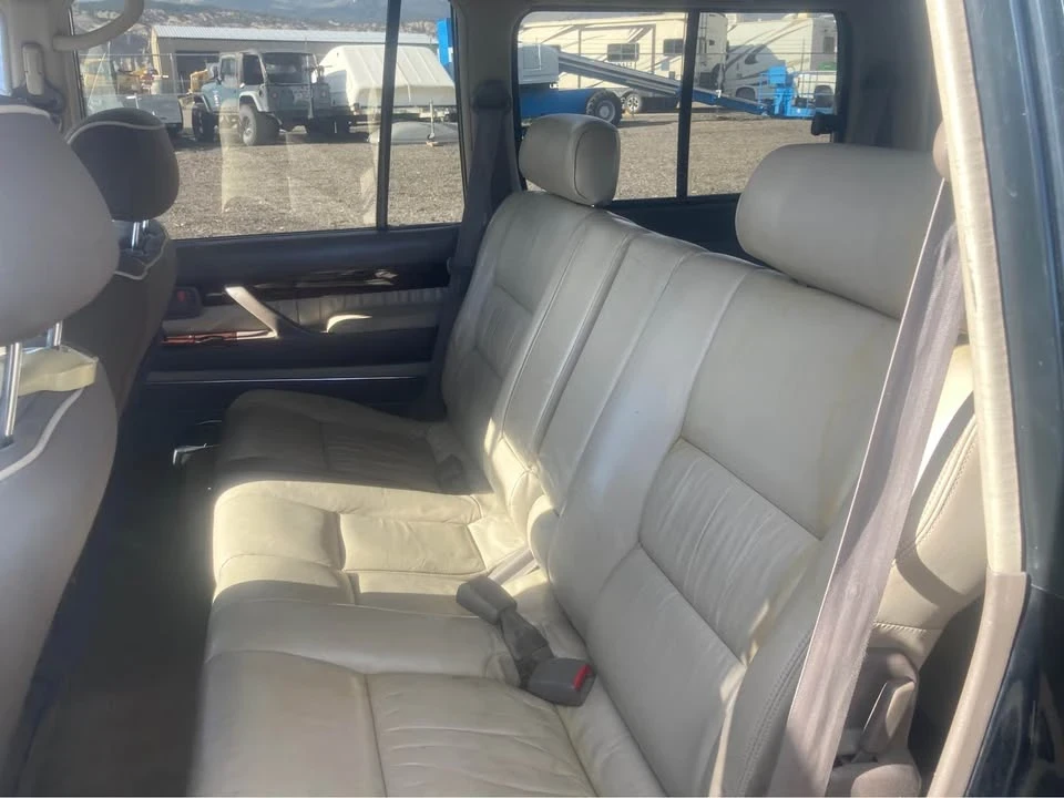 1996 Lexus LX 1st Gen - Image 10 of 17