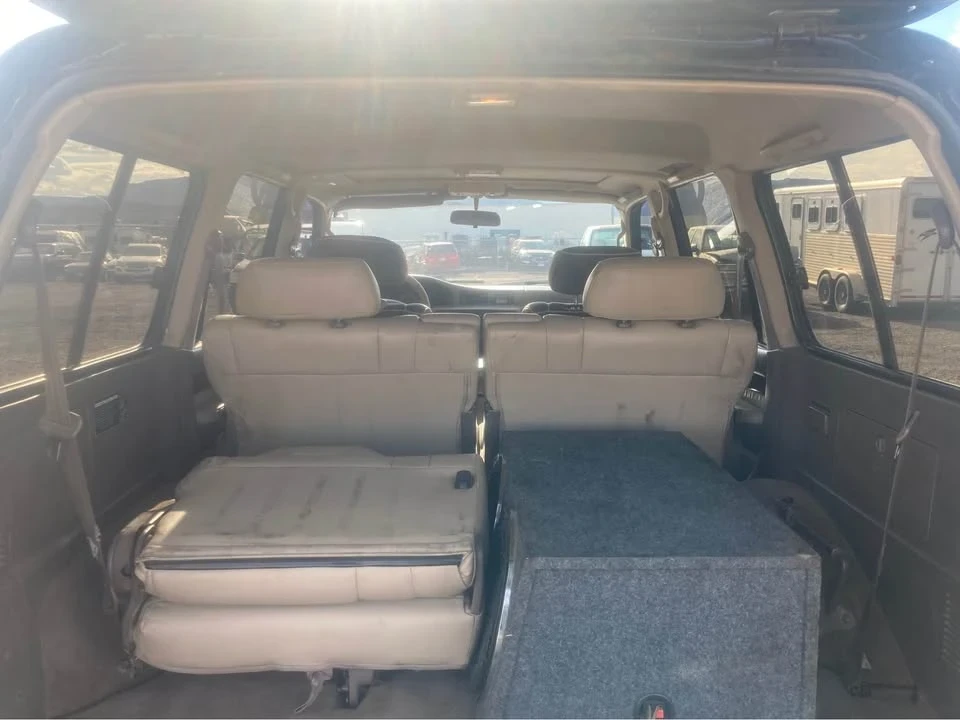 1996 Lexus LX 1st Gen - Image 13 of 17