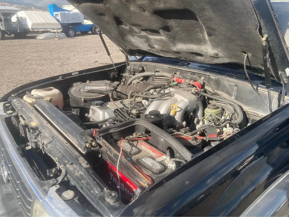 1996 Lexus LX 1st Gen - Image 16 of 17
