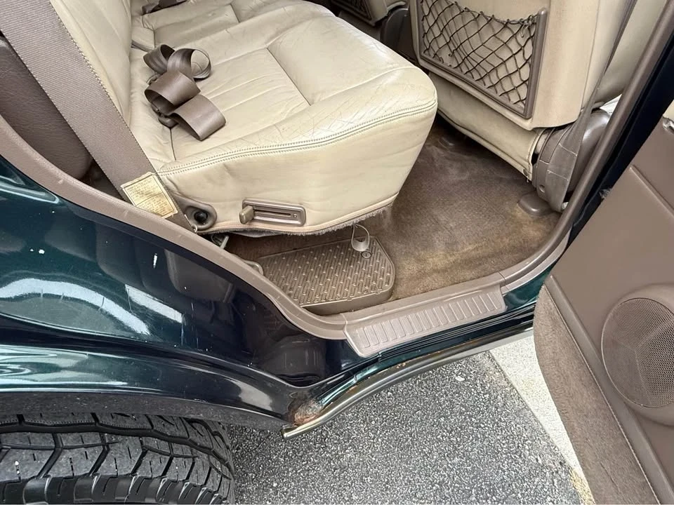 1996 Lexus LX 1st Gen - Image 15 of 20
