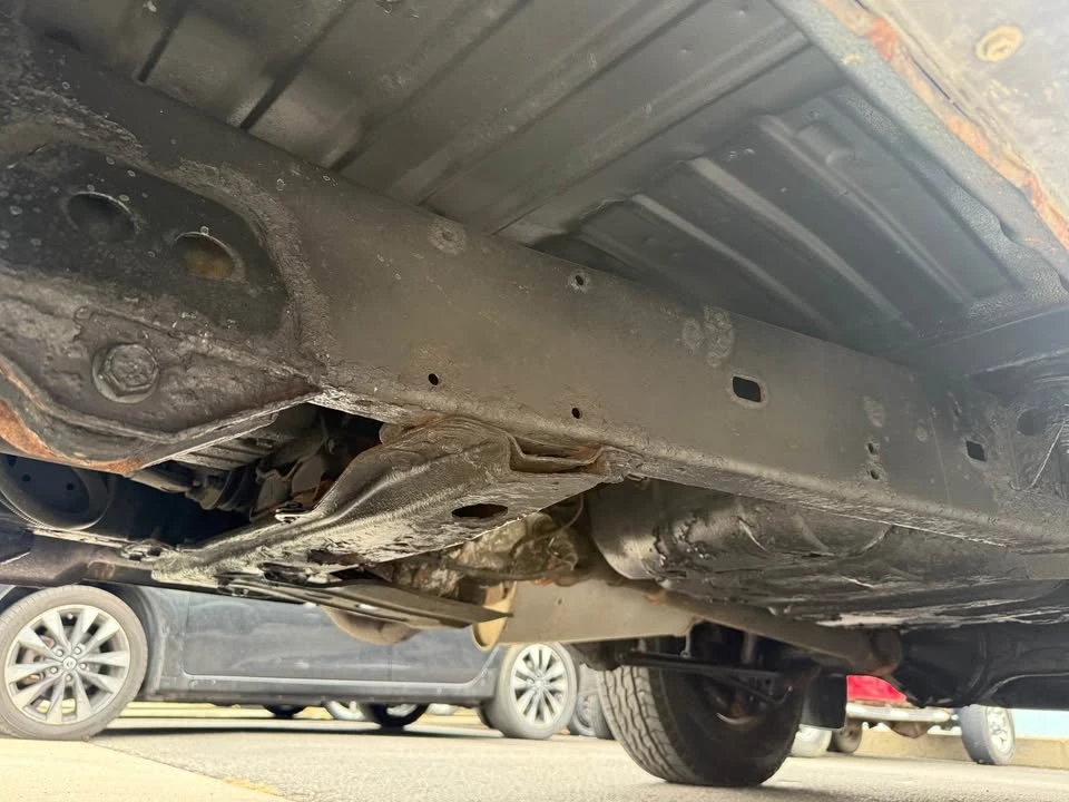 1996 Lexus LX 1st Gen - Image 11 of 20