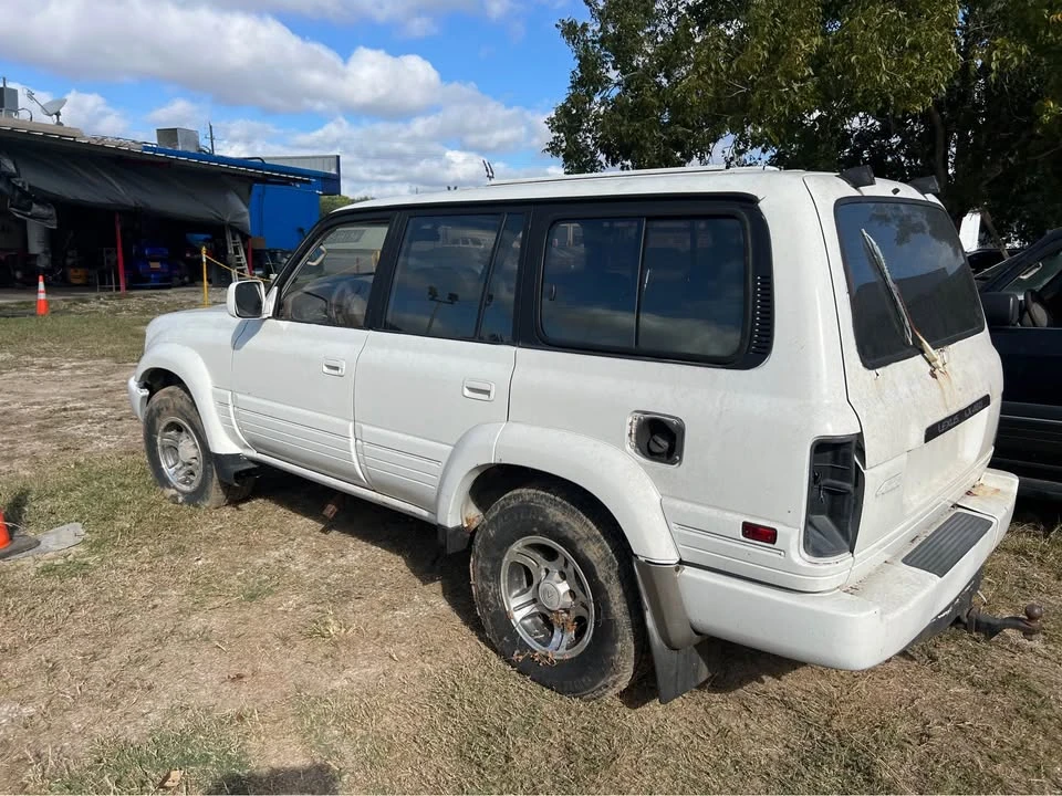 1996 Lexus LX 1st Gen - Image 4 of 13
