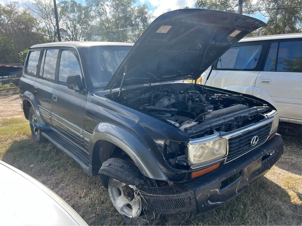 1996 Lexus LX 1st Gen - Image 6 of 13