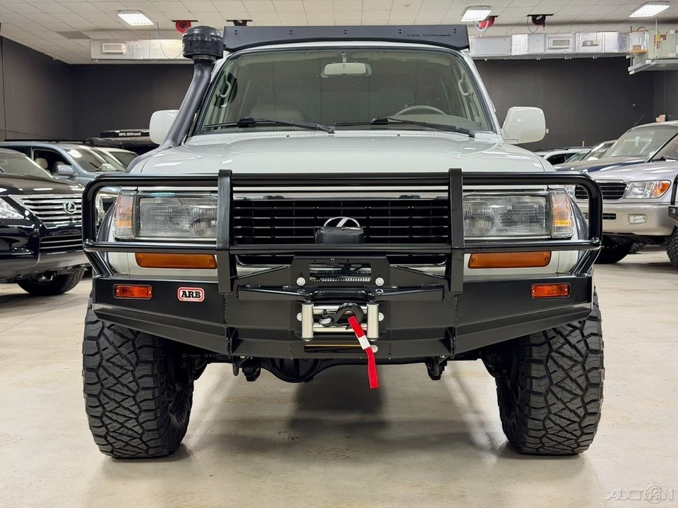 1996 Lexus LX 1st Gen - Image 7 of 12