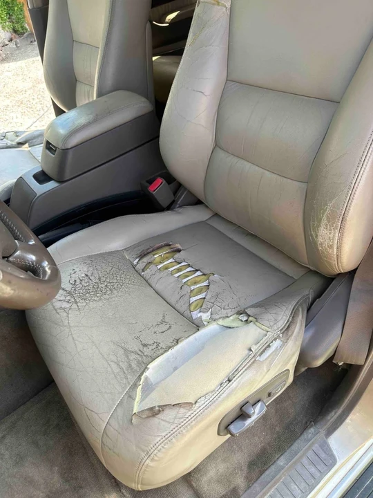 1996 Lexus LX 1st Gen - Image 18 of 21