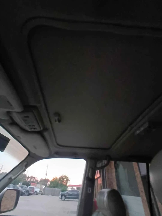 1996 Lexus LX 1st Gen - Image 3 of 9