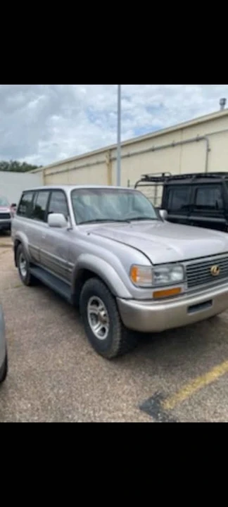 1996 Lexus LX 1st Gen - Image 6 of 9