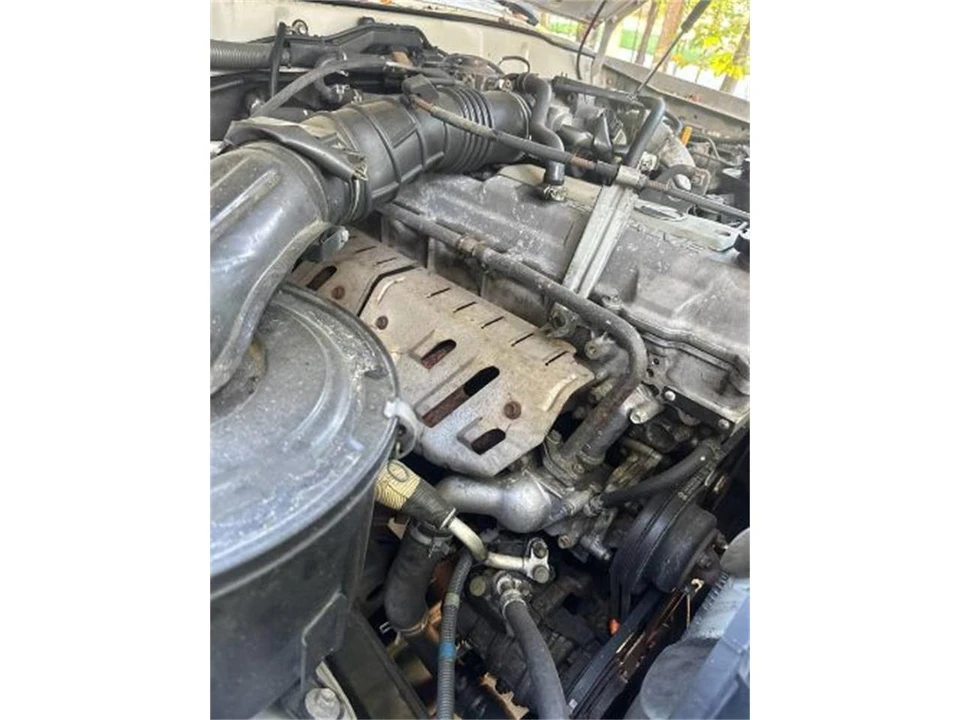 1996 Lexus LX 1st Gen - Image 6 of 16