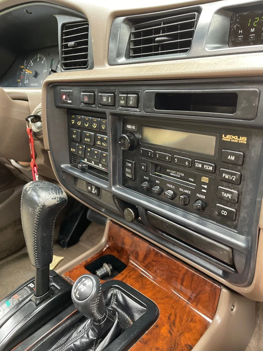 1996 Lexus LX 1st Gen - Image 6 of 8